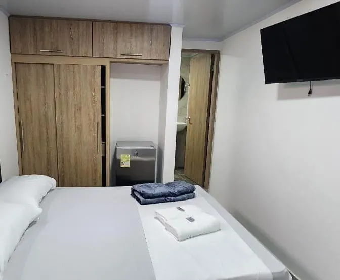 Aparta Hotel La 80 Estadio Medellin